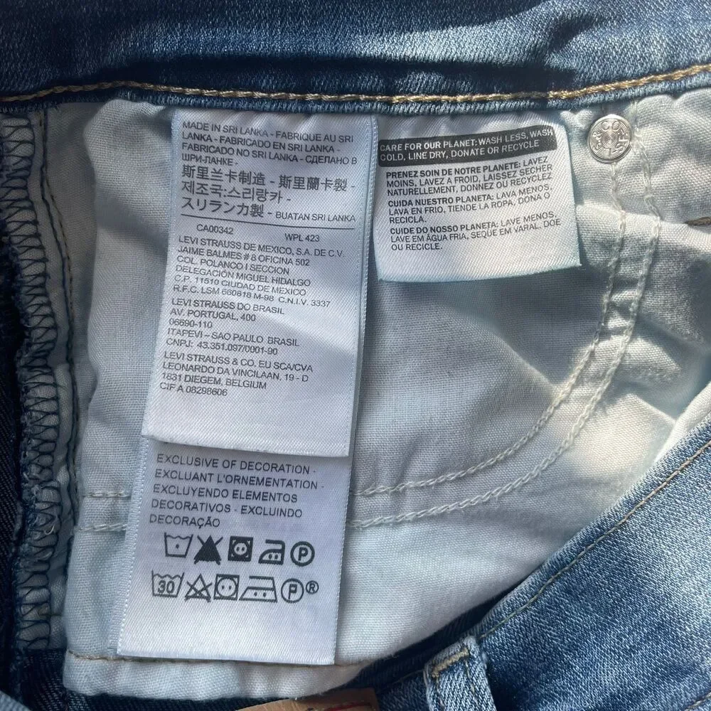 Levi's Women's Mid Length Blue Denim Jeans Short Pant Size 27 - Picture 7 of 9